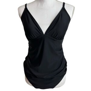 CUPSHE BLACK V-NECK ONE PIECE WOMEN SWIMSUIT SIZE MEDIUM BRAND NEW